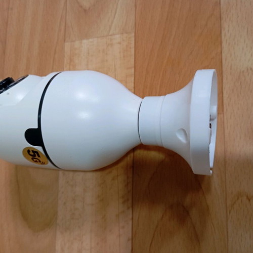 Bulb security WiFi camera used, in good working condition