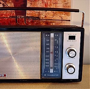 Vintage radio Sanyo