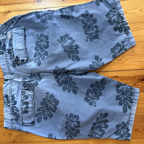 Yes Zee bermuda shorts used, size 33, blue