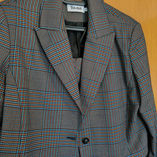 Toi Moi suit with skirt and trousers like new