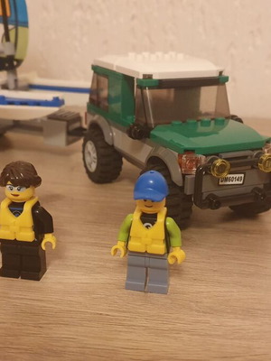Lego City 4×4 with Catamaran 60149 used without box with instructions