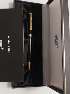 Mont Blanc Meisterstuck Series pen used with box and card