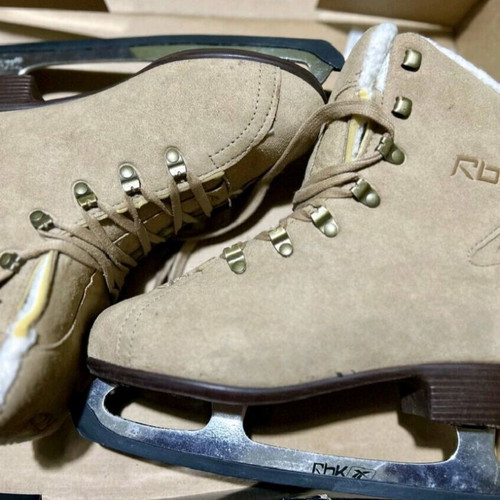 Reebok ice skates new, size 38