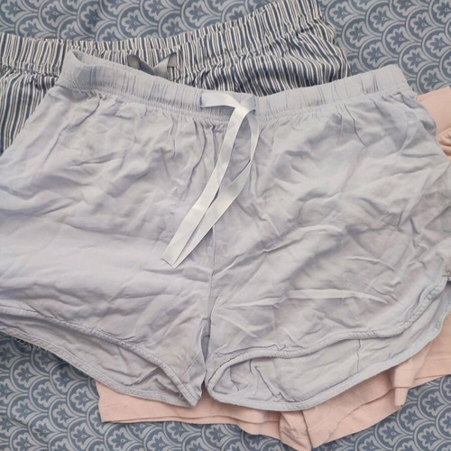 Cotton pajama shorts set like new, 3 pieces with pink polka dot gift
