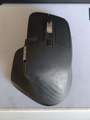 Logitech MX Master 3 mouse used