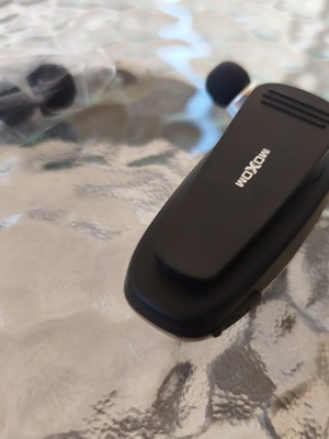 Moxom Bluetooth headset