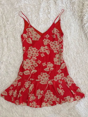 Pinko dress red with beige flowers like new, size XL, 100% silk