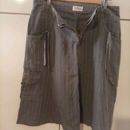 Gray evase skirt Sarah Lawrence, size L