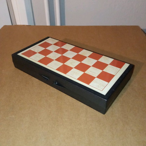 Mini magnetic chess and backgammon travel board