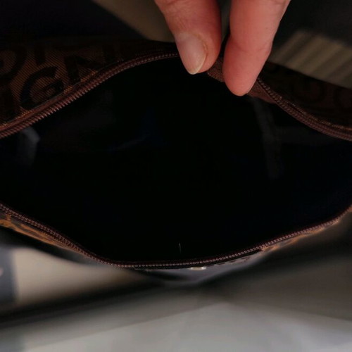 Brown toiletry bag like new