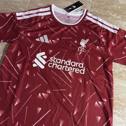 Liverpool FC Jersey 2026/27 Medium new official replica