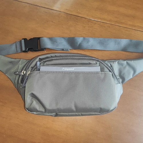 Diplomat men's waist bag new