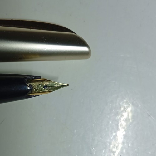 Vintage Platinum President Fountain Pen with 14K Gold Nib