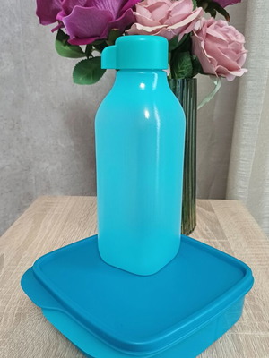 Tupperware container set with compartments and 500ml bottle new