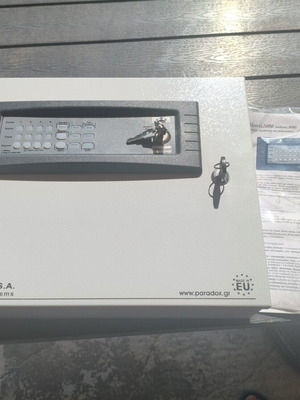 Paradox Matrix 2000 Fire Alarm Control Panel 4 Zones new