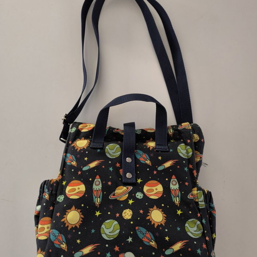 Lunch bag like new with adjustable strap and two side pockets