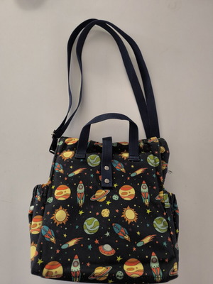 Lunch bag like new with adjustable strap and two side pockets