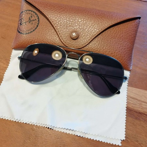 Ray-Ban Aviator Metal II RB3869 sunglasses like new, black