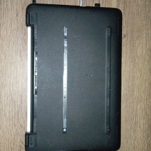 Hp laptop used, 15" screen, AMD E-Series, 4GB RAM, SSD