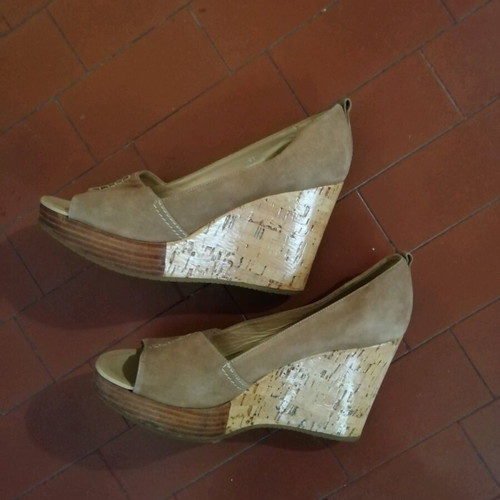 HOGAN Platforms beige sand color, 11cm heel, like new condition