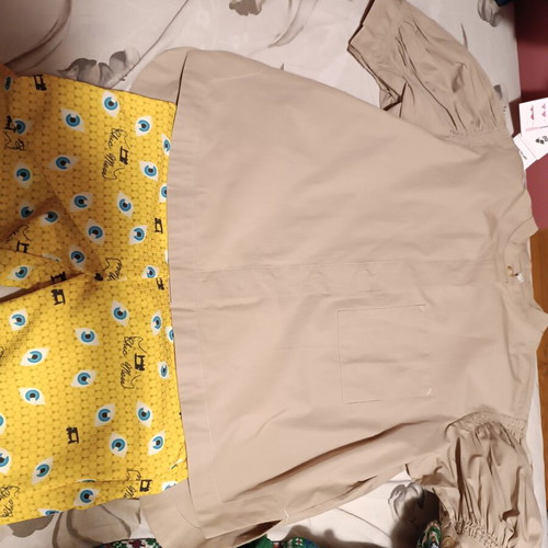 Yellow printed cropped chino pants United Colors of Benetton new, size S
