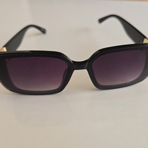 Women's square sunglasses black with gold detail