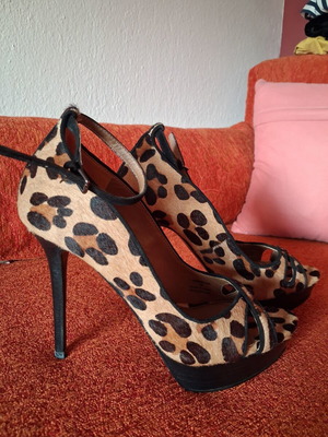 Zara peep toe sandals used, 12 cm heel, pony hair, size 39