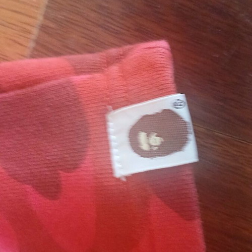 BAPE Red Shark Shorts size M like new