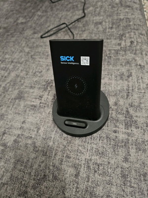 Wireless mobile charger like new
