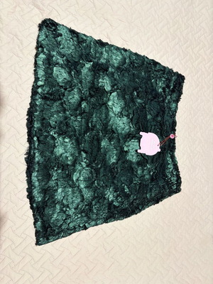 Пола Karavan средна зелена с етикет нова