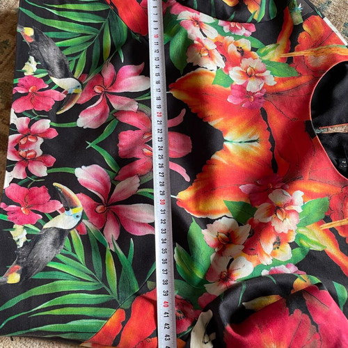Tropical Crop blouse Ted Baker like new, multicolored, size M