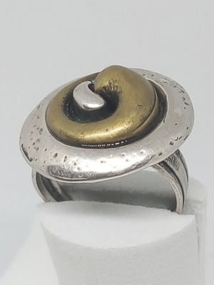 Handmade two-tone statement ring spiral yin yang new