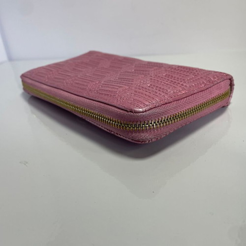Versace leather wallet like new, pink