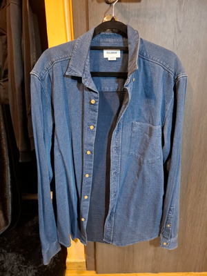 Blue denim-style shirt Pull & Bear like new