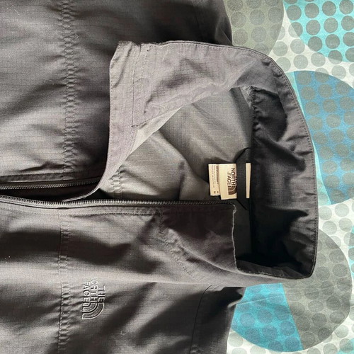 The North Face Jacket new, black, size M, windbreaker