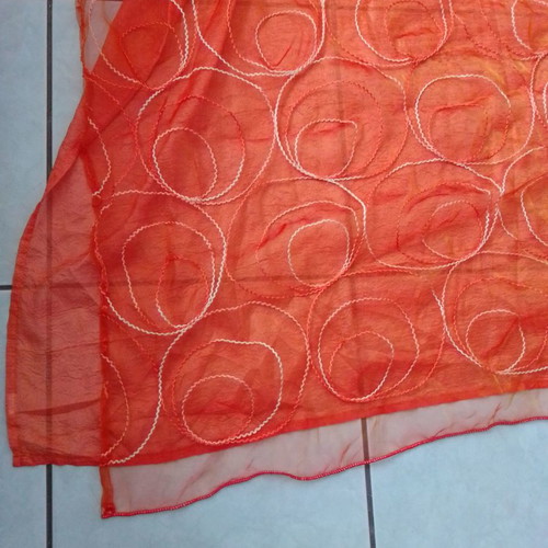 Curtain used size 2.45x2.80 in excellent condition