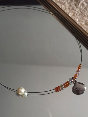 Summer necklace like new with steel elements