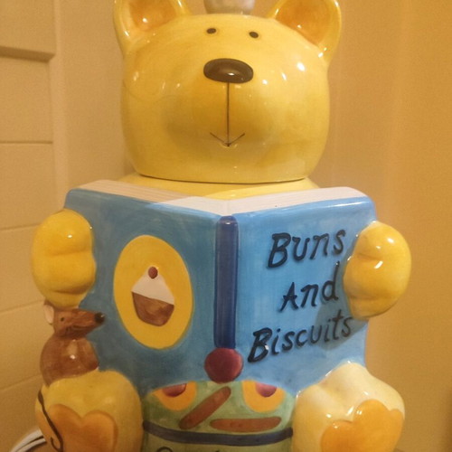 Bear vase like new, 30 cm height