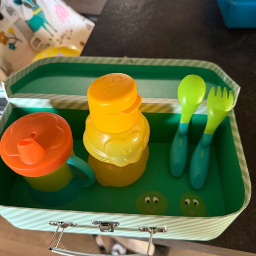 Tupperware kids set in box new