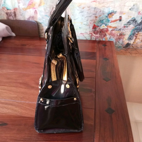 GIZIA leather black handbag new with gold details