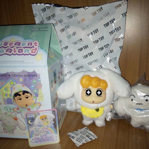 Top Toy Crayon Shinchan & Cinnamoroll Amusement Dreamland set new