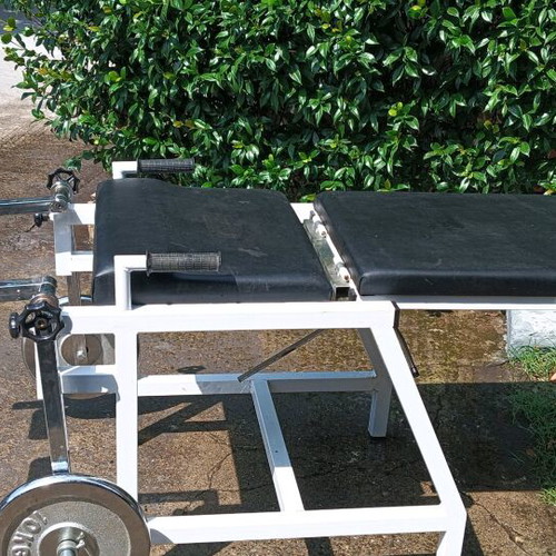 Fitness machine like new, adjustable backrest, leg exercises