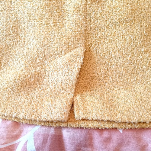 Vintage Camelot tweed/bouclé suit set used, yellow/gold