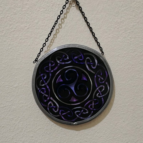 Breton Triskele used, mauve design