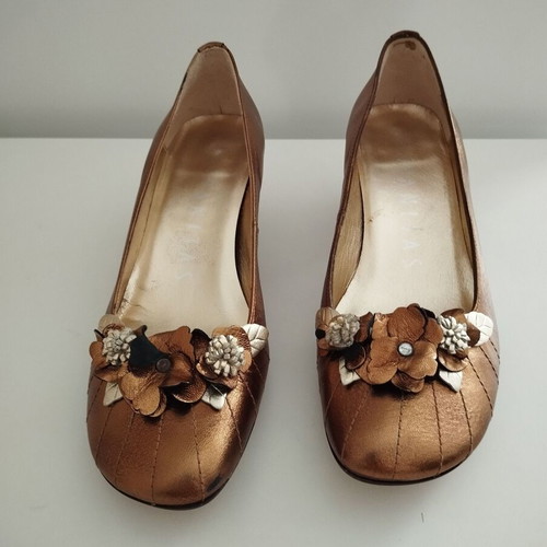 Hispanitas pumps size 36, like new, brown and gold