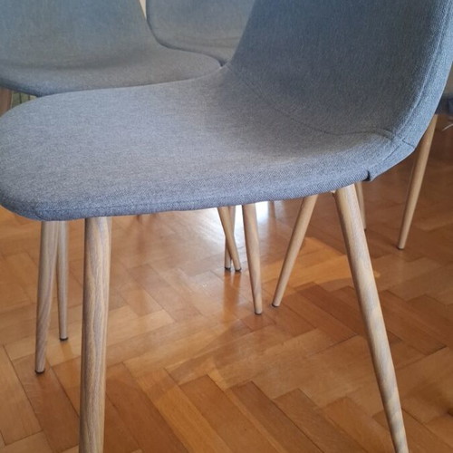 Set of 4 chairs with grey fabric and wooden legs