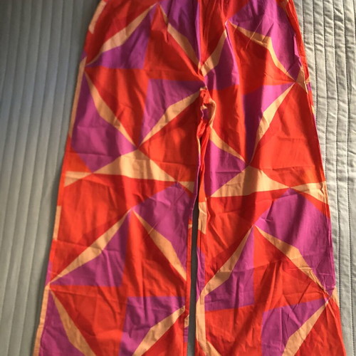 Canar women's summer printed pants like new, colorful