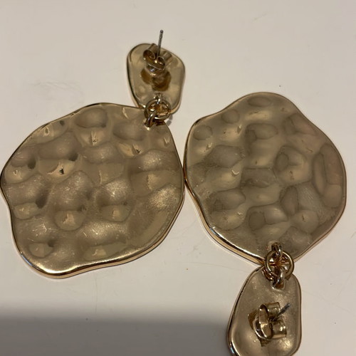 Earrings used green-gold made of steel