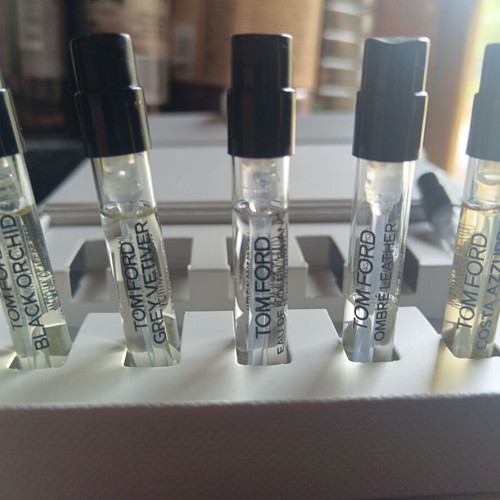 Tom Ford Signature Eau de Parfum Discovery Set mini perfumes used