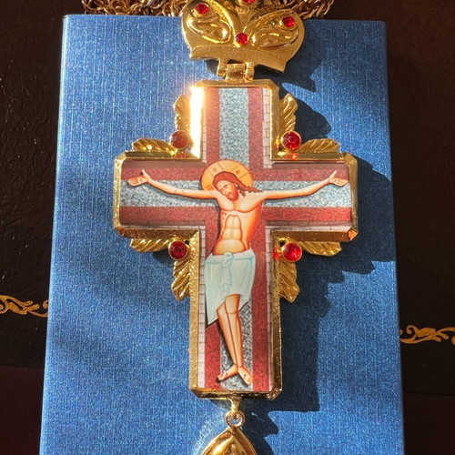 Epistithios Hieratic Cross new with chain and box